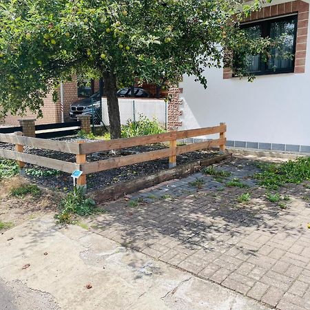 Privatunterkunft Mit Bad Und Kueche In Seenaehe Zulpich Exterior foto